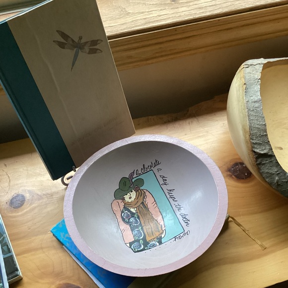 🍫 OOAK Wooden Decorative Bowl a chocolate day keeps the doctor away 😉 - Picture 3 of 16